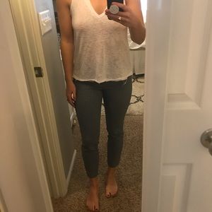 Patterned blue crop pants